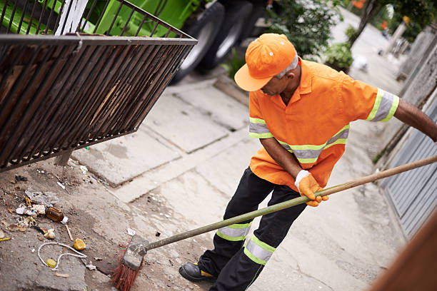 Moving and Downsizing Cleanouts in Bayview, CA